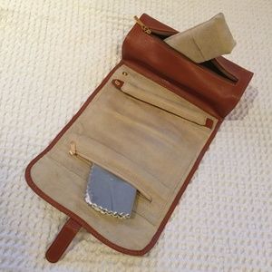 NWOT leather jewelry case